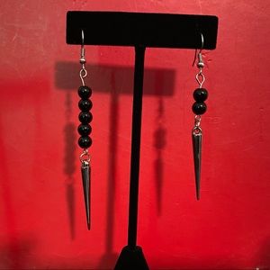 Shank droplet earrings